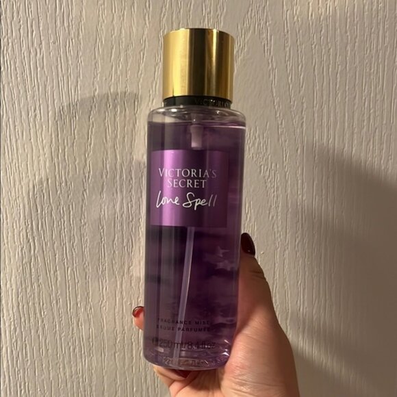 Victorias Secret Love Spell body Mist 250ml New - Picture 1 of 5